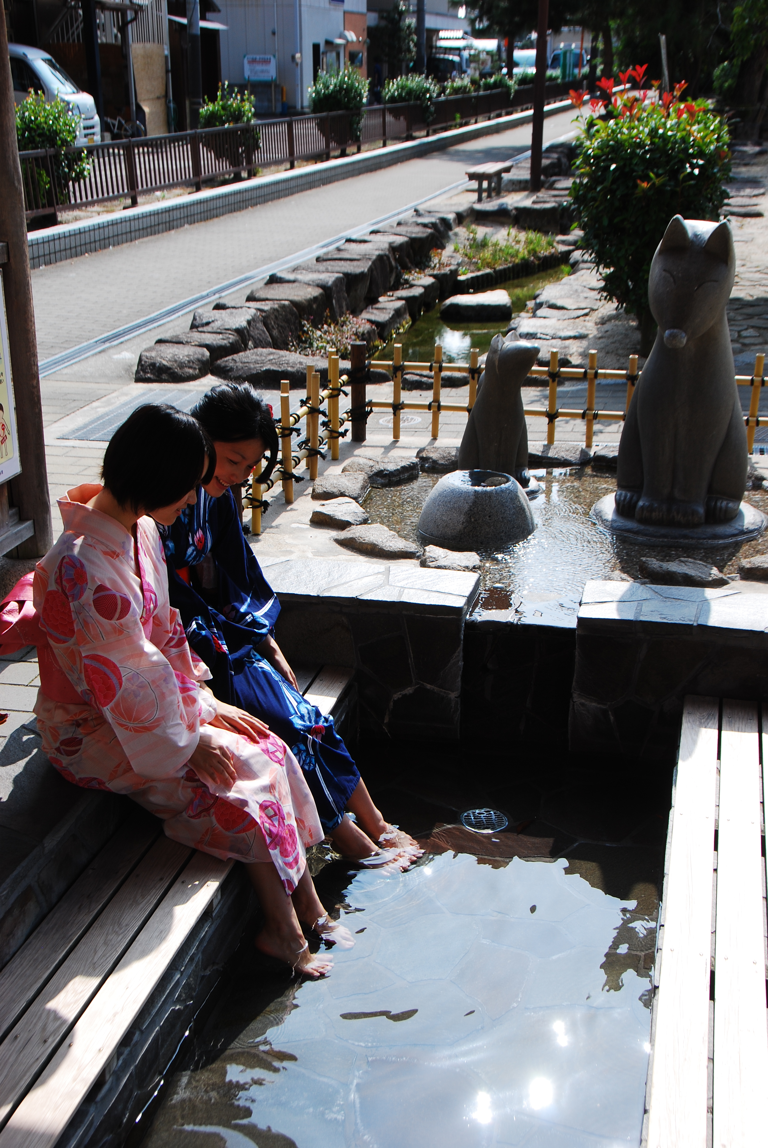 井上公園内にある足湯